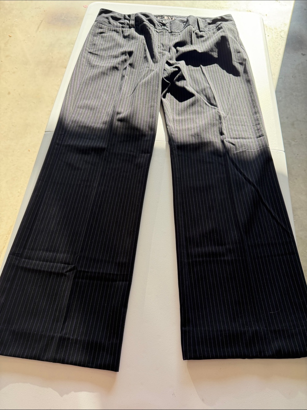 Woman’s Daisy Fuentes Black Pinstripe Dress Slacks, Size 14